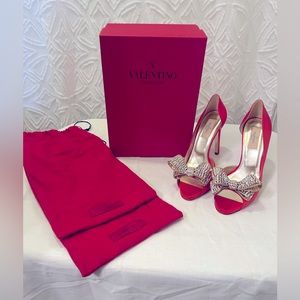 Valentino Red Satin Heels with Crystal bow. Size 38/8 with box and dust bags.